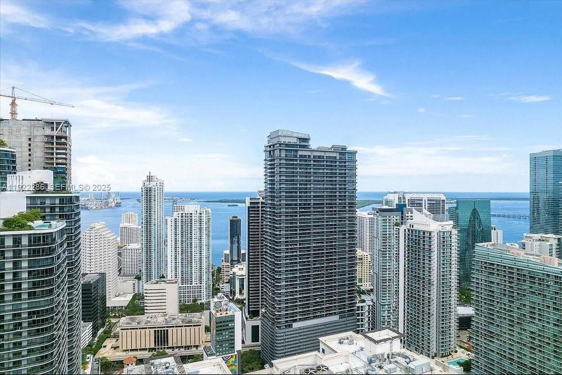 Condo in Miami, Florida, United States 1 - 16736262