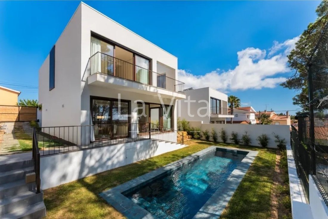 House in Cascais e Estoril, Lisbon, Portugal 1 - 16753835