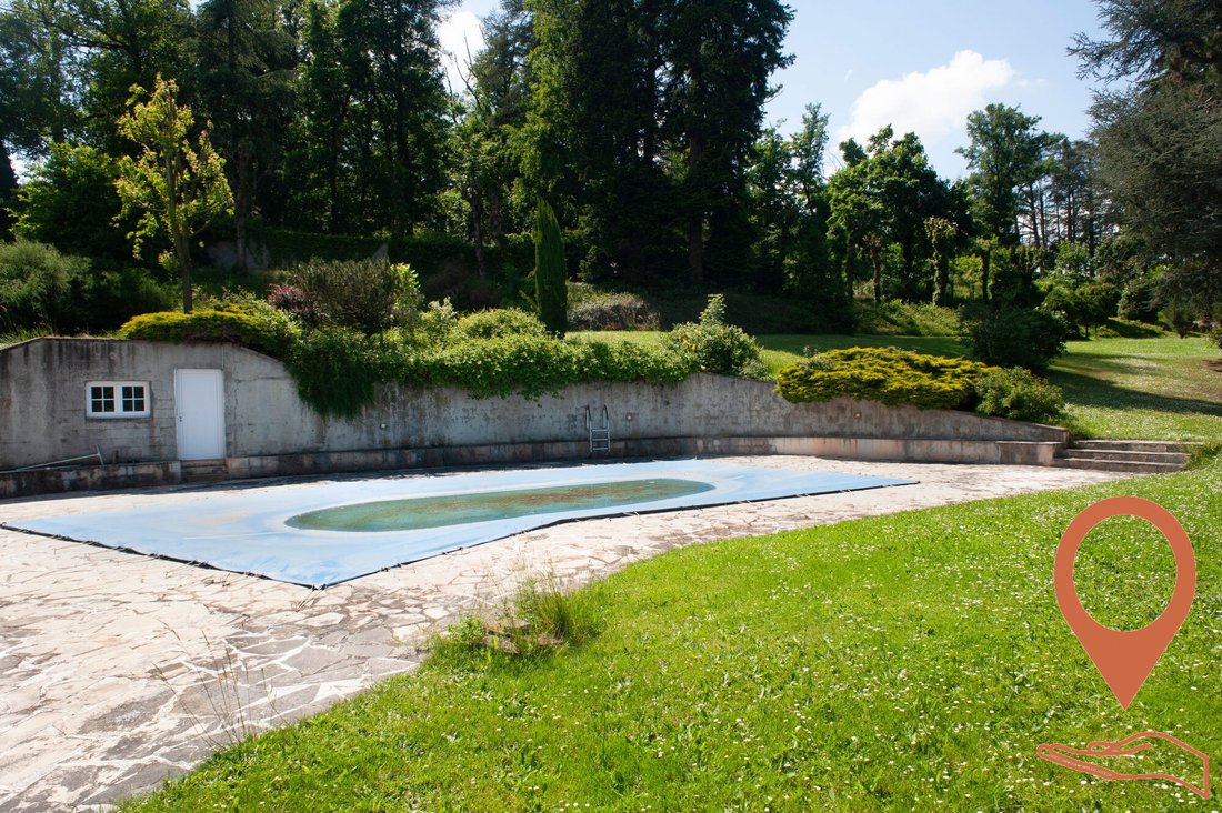 House in Saint-Genest-Lerpt, Auvergne-Rhône-Alpes, France 2 - 16759456