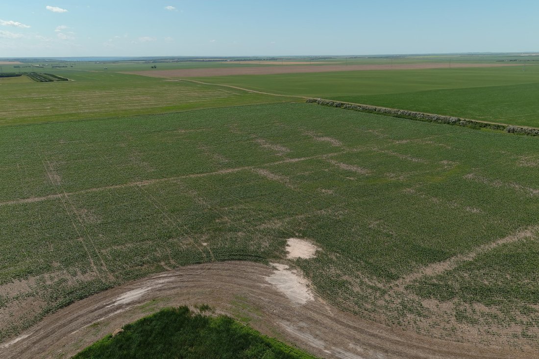 Land in Pierre, South Dakota, United States 4 - 16754890