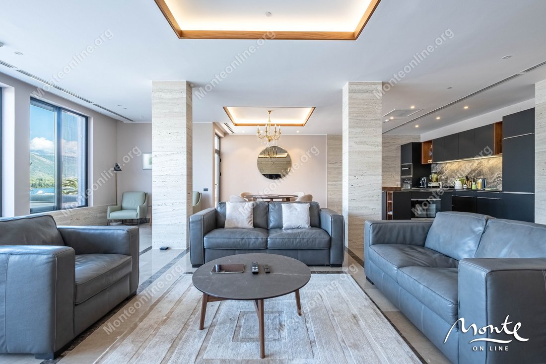Penthouse in Bogišići, Tivat Municipality, Montenegro 3 - 16757098
