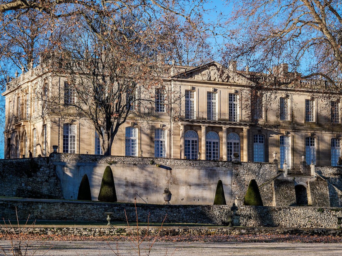 Chateau in Aix-en-Provence, Provence-Alpes-Côte d'Azur, France 2 - 16753704