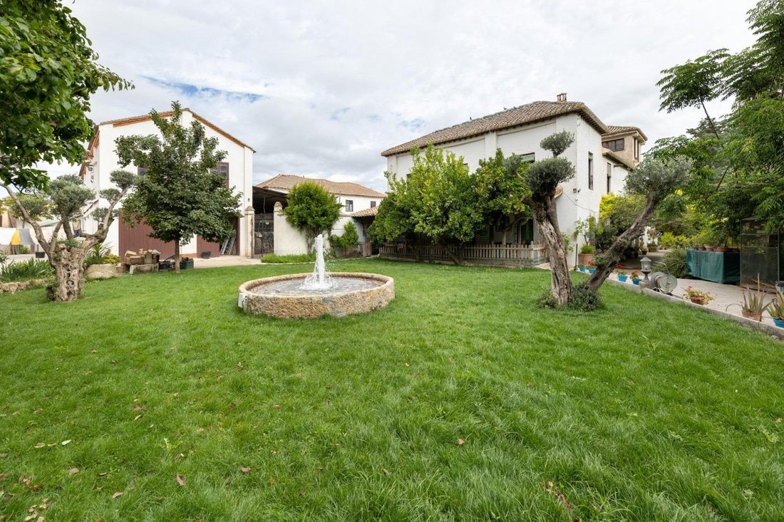 Farm Ranch in Churriana de la Vega, Andalusia, Spain 2 - 16759801