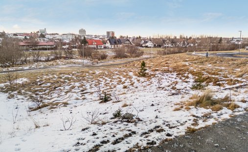 Land in Garðabær, Garðabær, Island 1