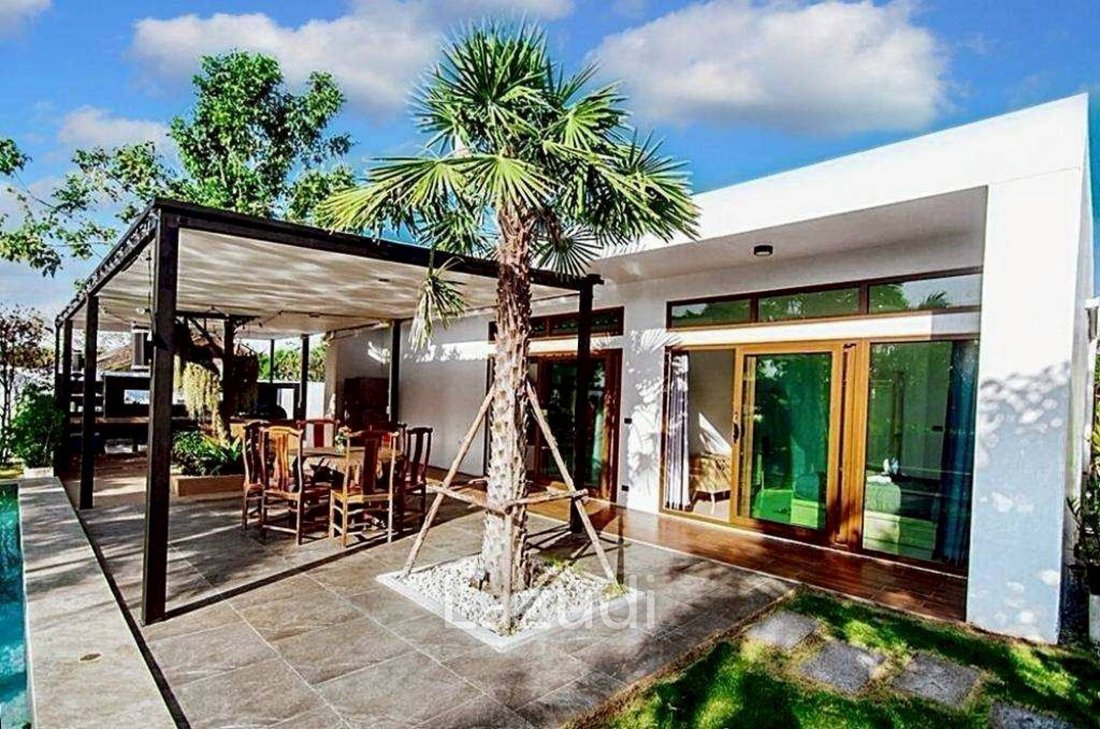 Villa in Pong, Chon Buri, Thailand 2 - 16765741