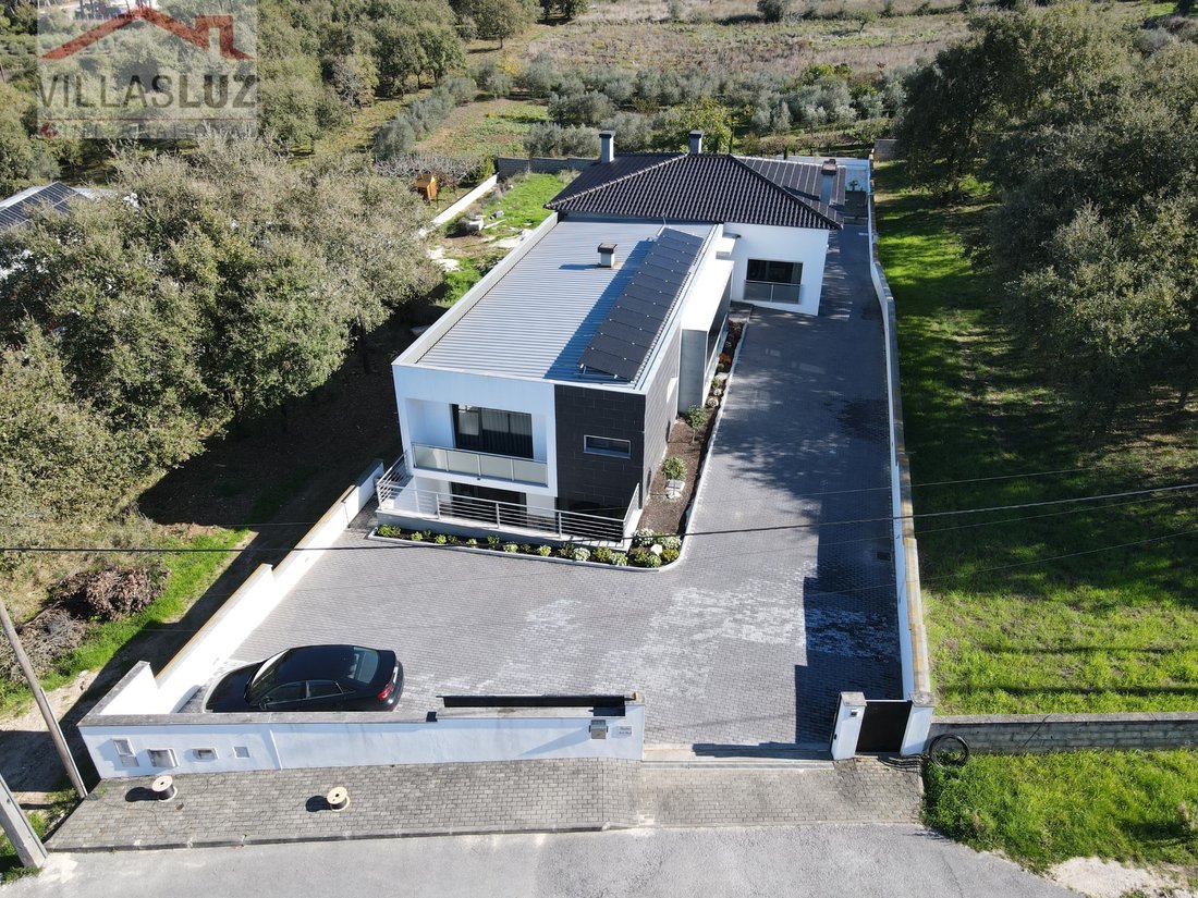 House in Parceiros e Azoia, Leiria District, Portugal 3 - 16765821