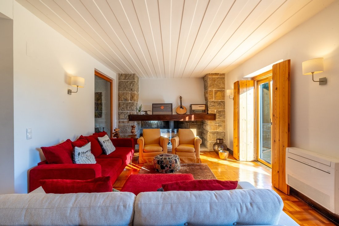 Farm Ranch in Alcabideche, Lisbon, Portugal 3 - 16765693