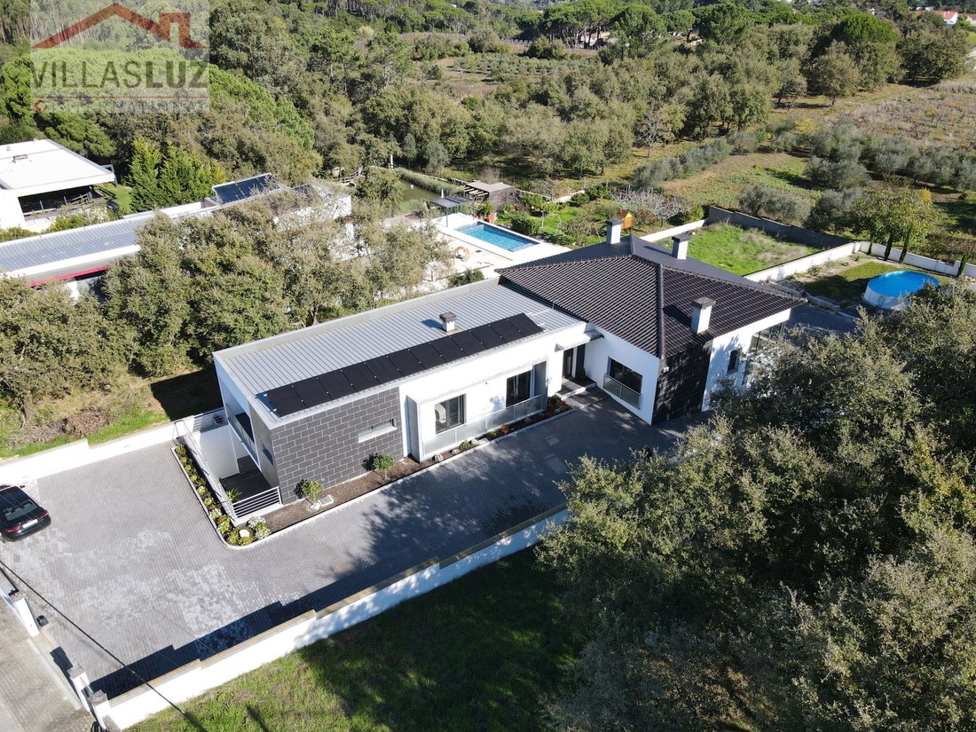 House in Parceiros e Azoia, Leiria District, Portugal 2 - 16765821