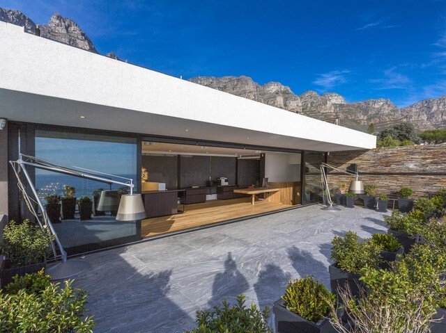 House in Bakoven, Cape Town, South Africa 3 - 16765888