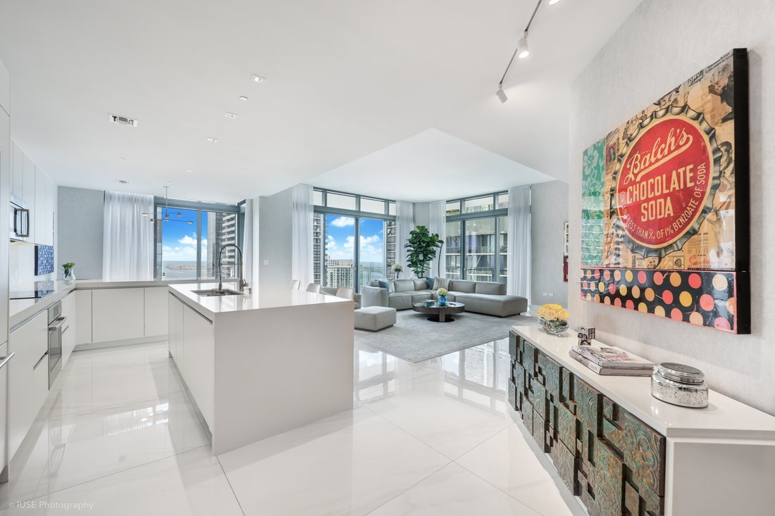 Condo in Miami, Florida, United States 1 - 16766277