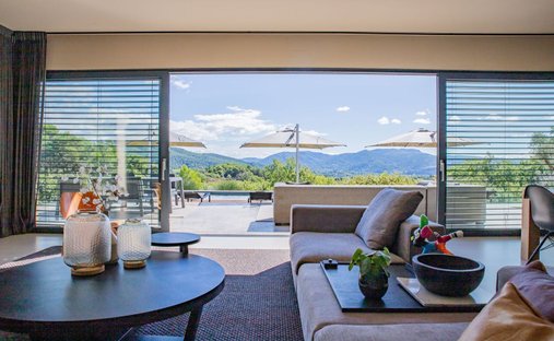 Ensemble Immobilier Avec Gites à 5 Min De Vaison La Romaine