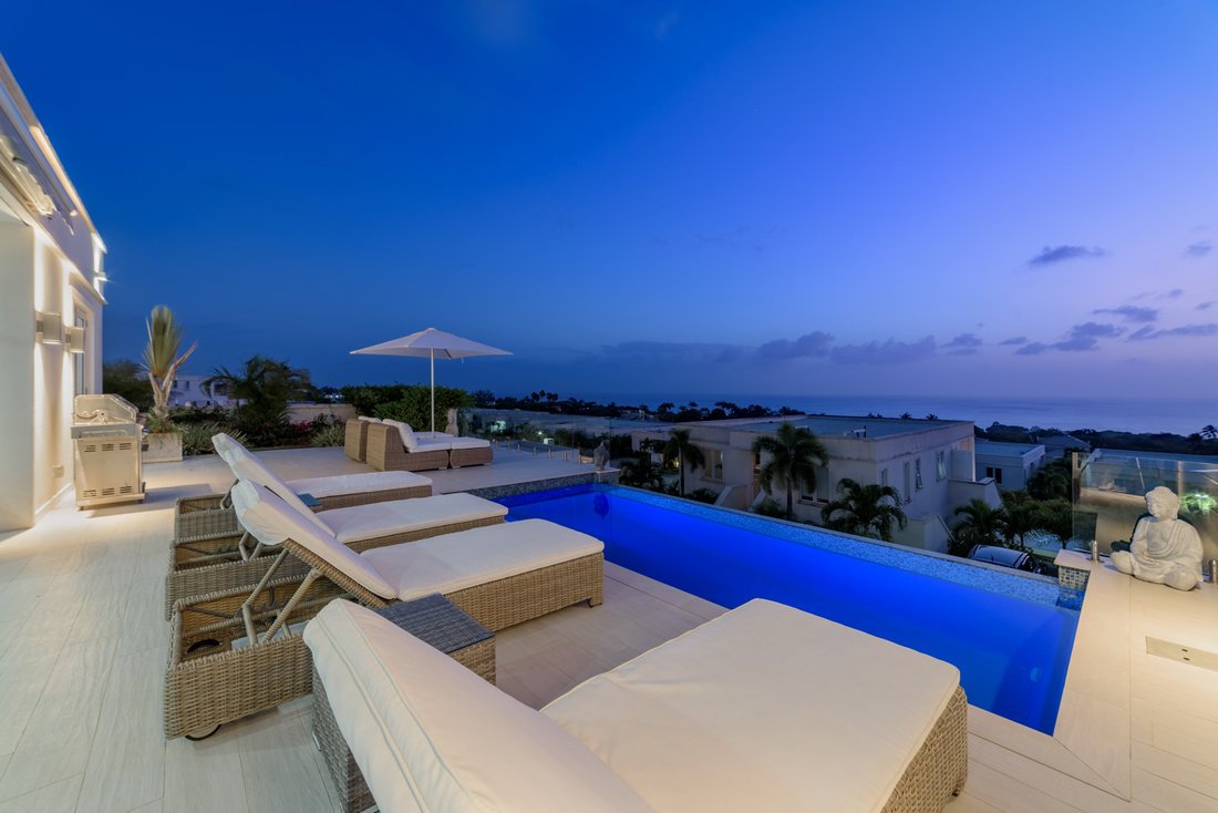 Apartment in Westmoreland, Saint James, Barbados 2 - 16768137