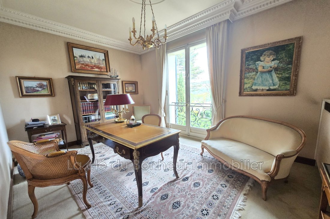 Villa in Greoux-les-Bains, Provence-Alpes-Côte d'Azur, France 3 - 16766913