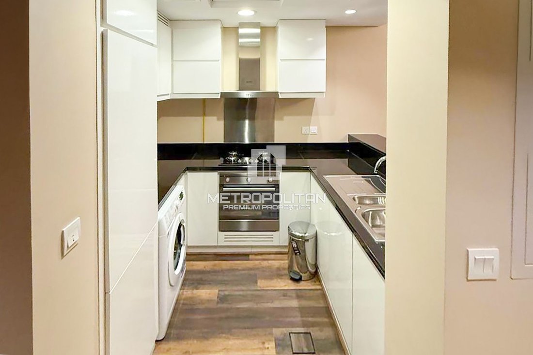 Apartment in Damac Hills, Dubai, United Arab Emirates 3 - 16767320