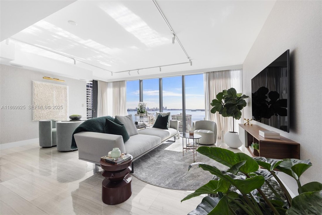 Condo in Miami, Florida, United States 1 - 16639135
