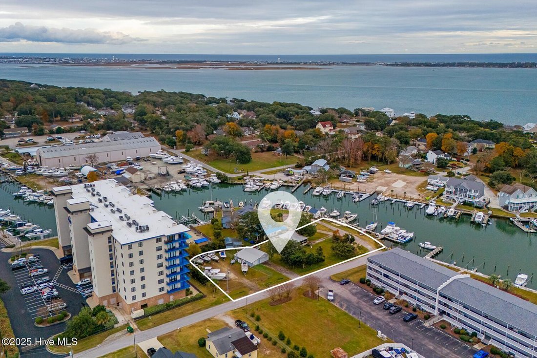Land in Morehead City, North Carolina, United States 4 - 16767400