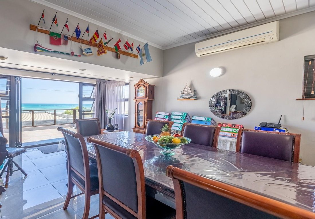 House in Cape Town, Western Cape, South Africa 1 - 16768405