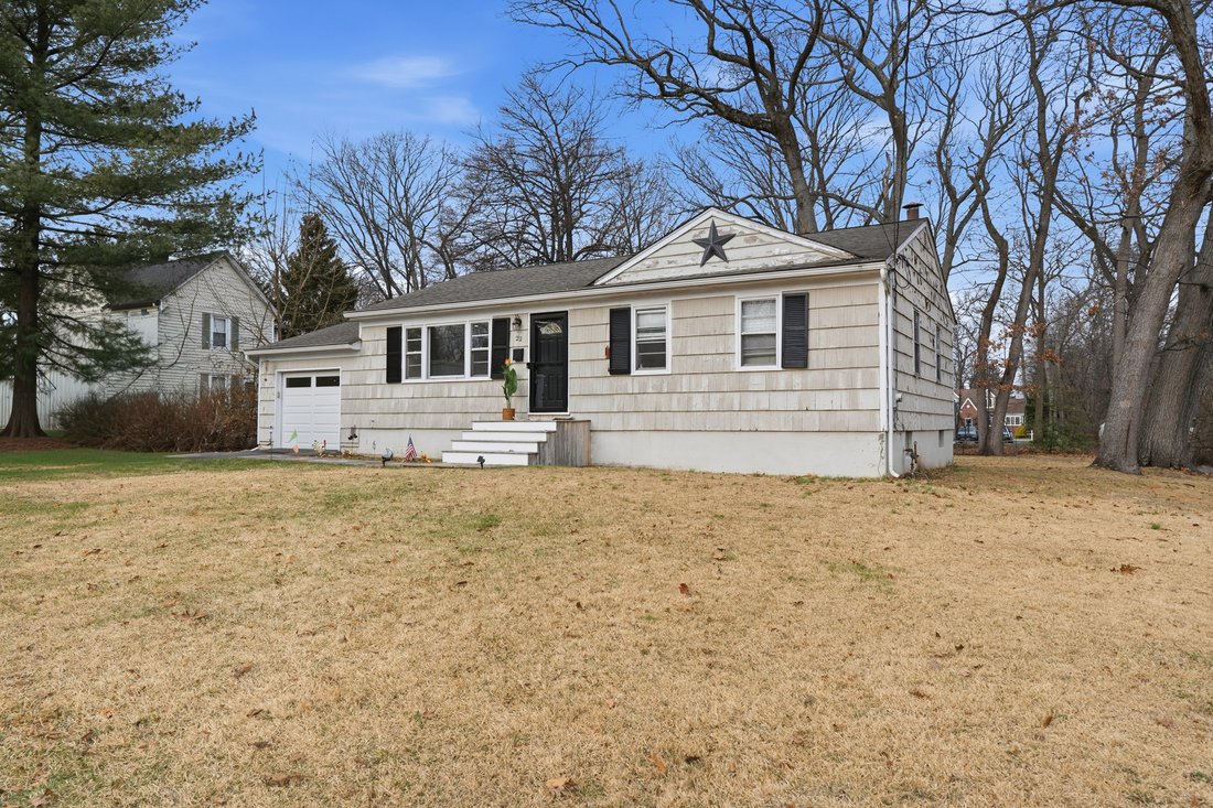 House in Nanuet, New York, United States 2 - 16767173