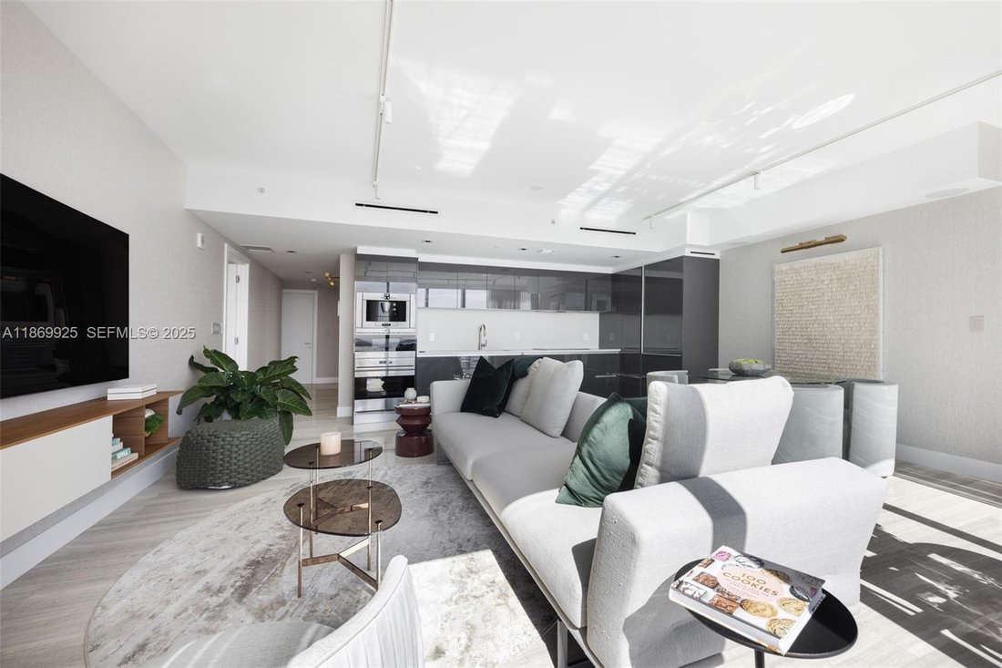 Condo in Miami, Florida, United States 2 - 16639135