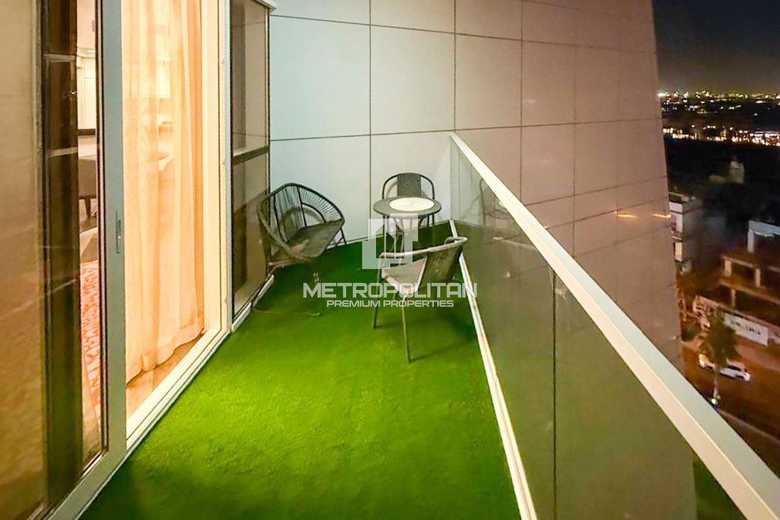 Apartment in Damac Hills, Dubai, United Arab Emirates 4 - 16767320