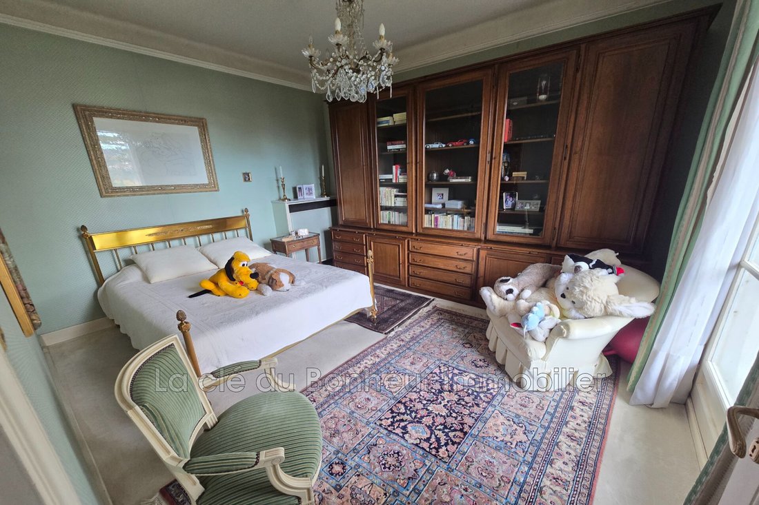 Villa in Greoux-les-Bains, Provence-Alpes-Côte d'Azur, France 5 - 16766913