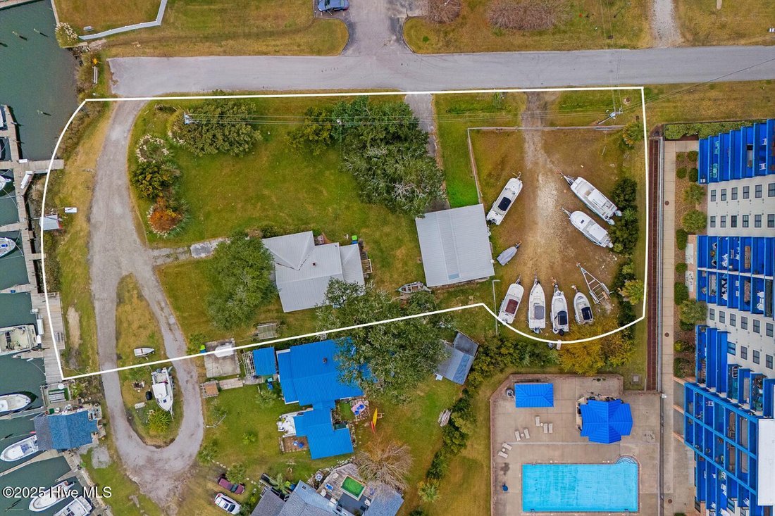 Land in Morehead City, North Carolina, United States 3 - 16767400