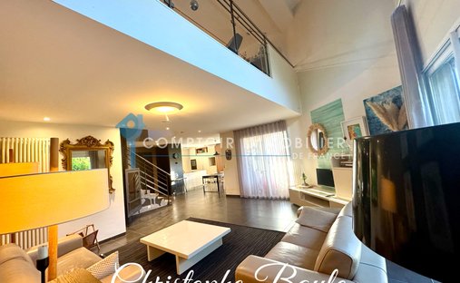 Castle for Sale in Villeneuve-lès-Maguelone, Occitanie, France