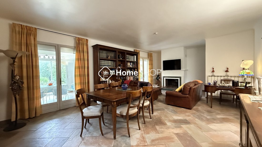 Villa in Bouc-Bel-Air, Provence-Alpes-Côte d'Azur, France 4 - 16769261