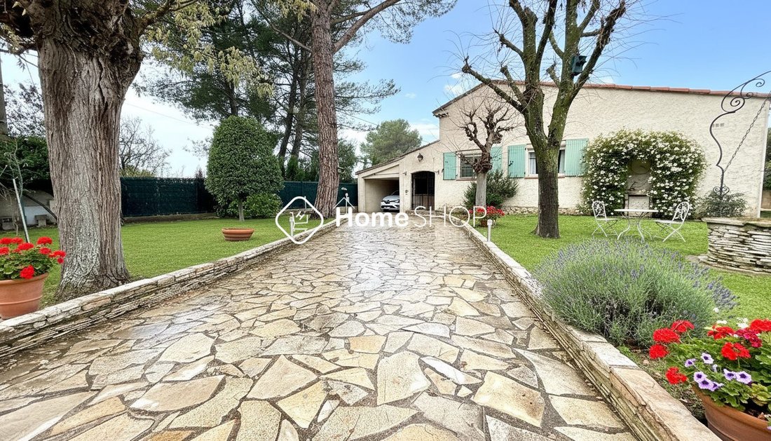 Villa in Bouc-Bel-Air, Provence-Alpes-Côte d'Azur, France 2 - 16769261