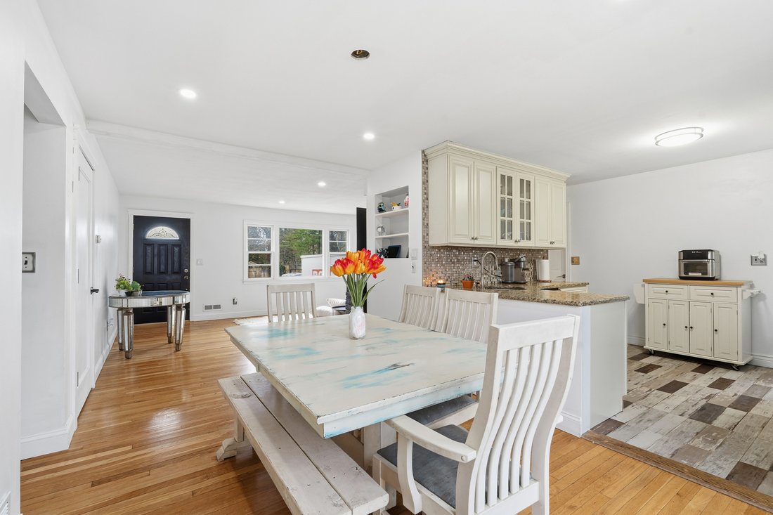 House in Nanuet, New York, United States 5 - 16767173
