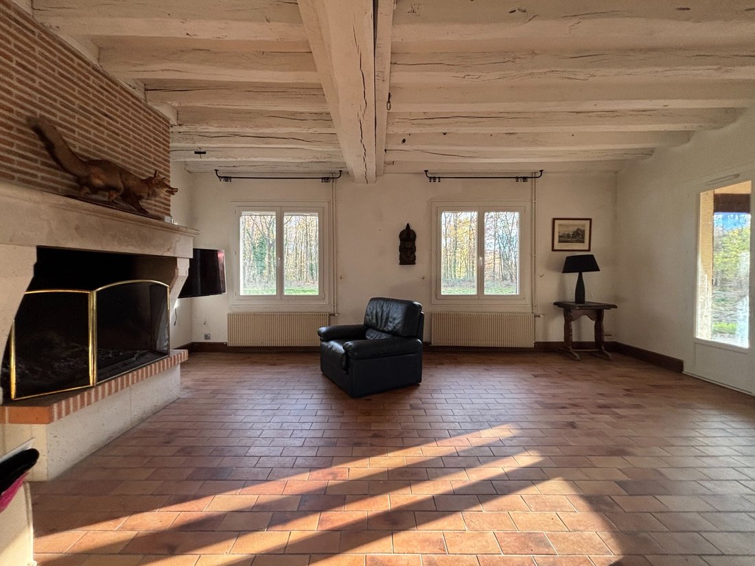 House in Yvoy-le-Marron, Centre-Val de Loire, France 1 - 16768299