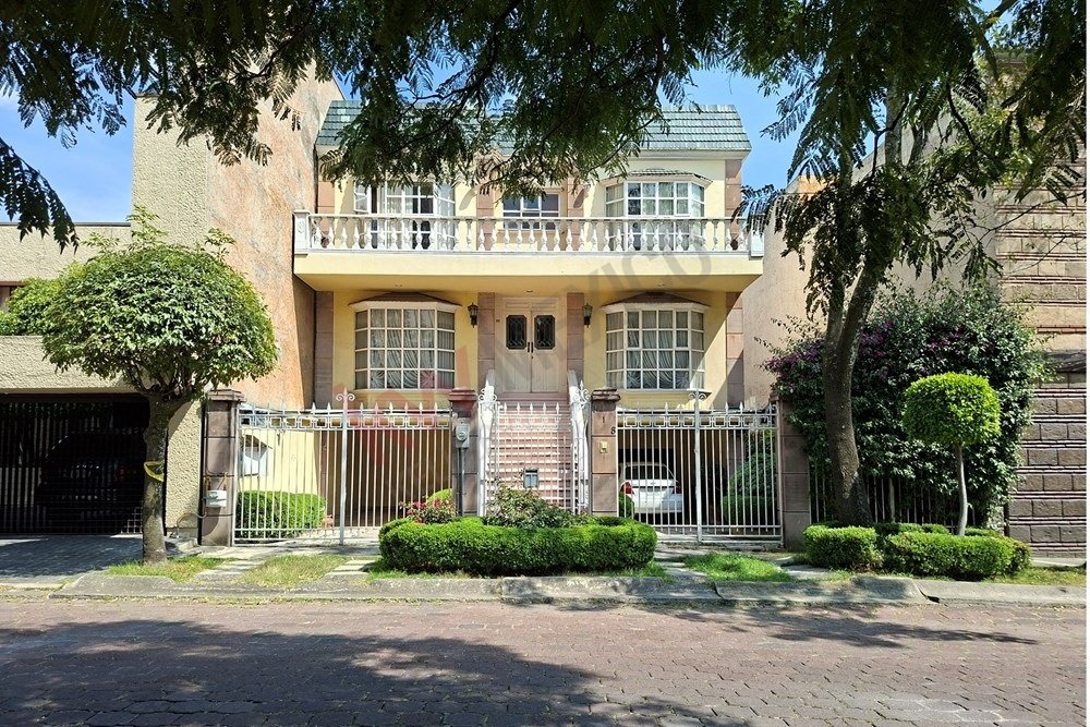 House in Mexico City, Mexico 1 - 16768864