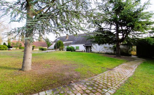 House in Houdan, Ile-de-France, France 1