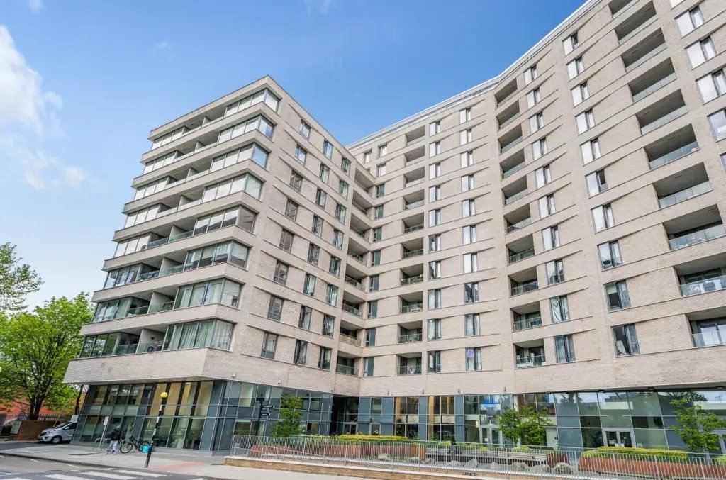 Apartment in Camden Town, Camden, England 2 - 16768036