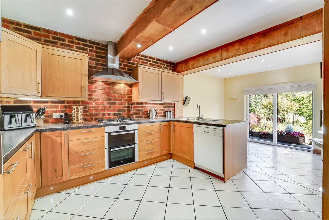 House in Epsom, England, United Kingdom 3 - 16767892