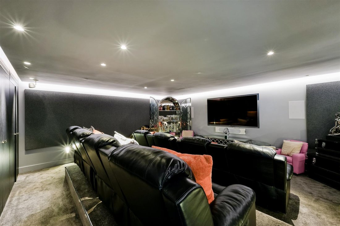 House in Epsom Downs, Reigate and Banstead, England 3 - 16767868
