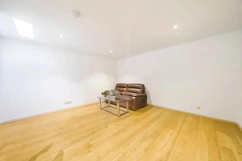 Townhouse in St Pancras, Camden, England 3 - 16767956