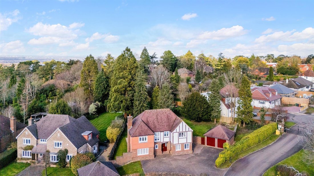 House in Epsom, England, United Kingdom 1 - 16767809