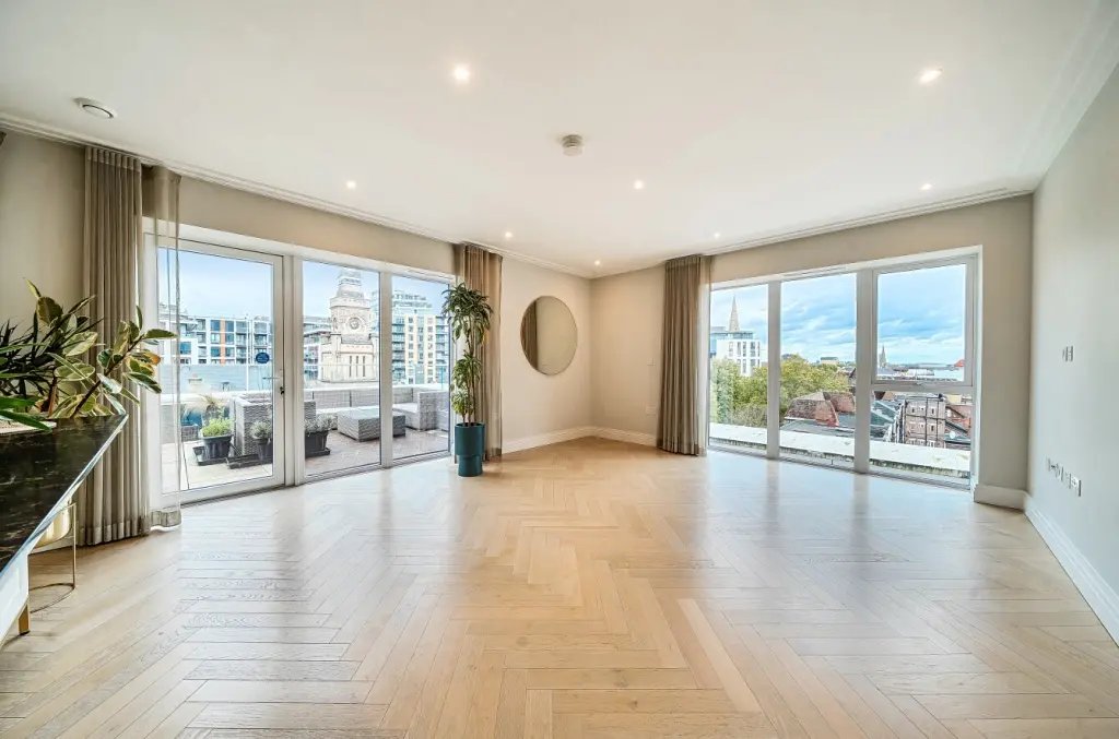 Apartment in Ealing (London Borough of Ealing), Ealing, England 1 - 16767888