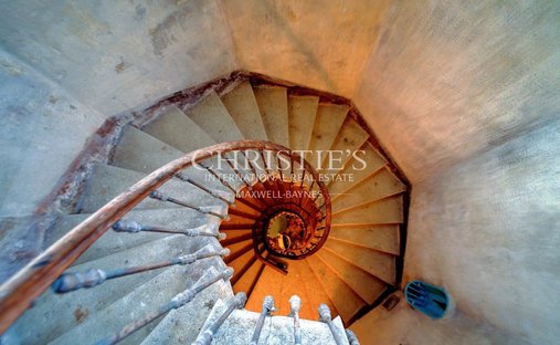 Castle for Sale in Saint-Émilion, Nouvelle-Aquitaine, France