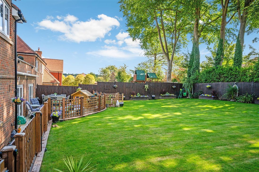 House in Epsom Downs, Reigate and Banstead, England 5 - 16767868