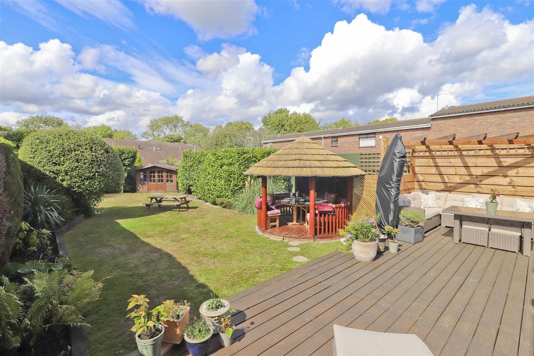 Casa a Ruislip, Inghilterra, Regno Unito 2 - 16767853