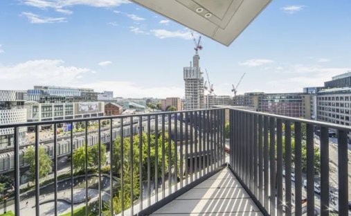Apartment in White City, Hammersmith and Fulham, England 1