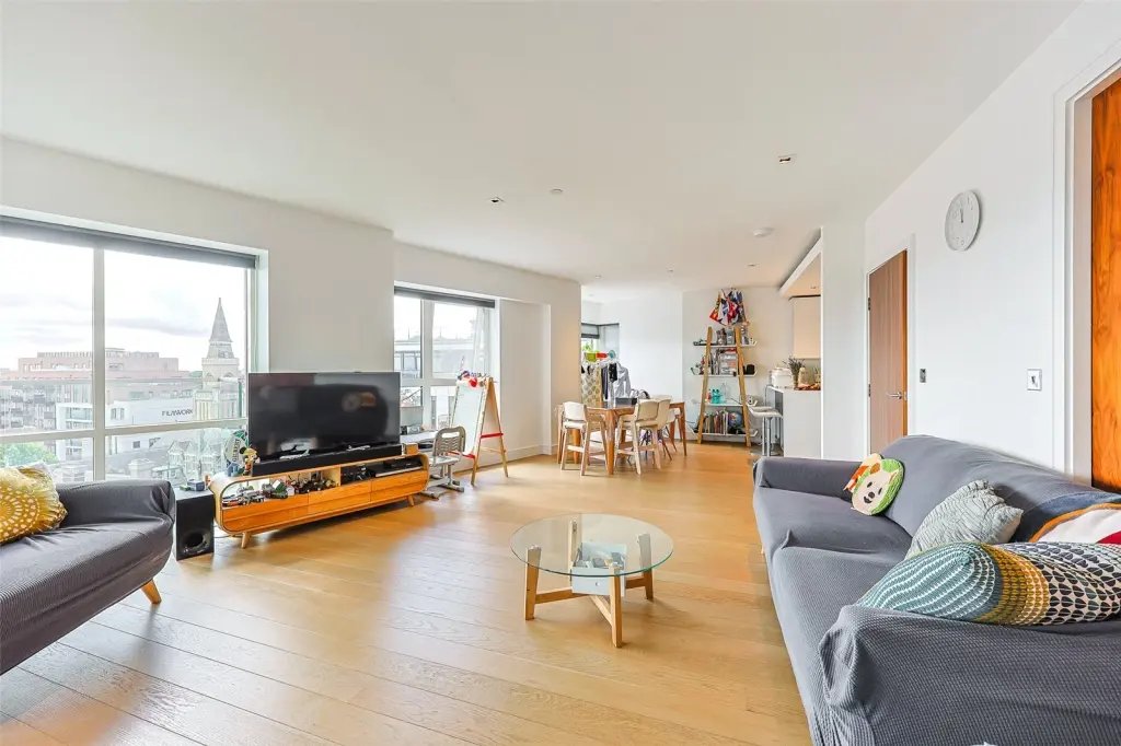 Apartment in Ealing (London Borough of Ealing), Ealing, England 3 - 16767933