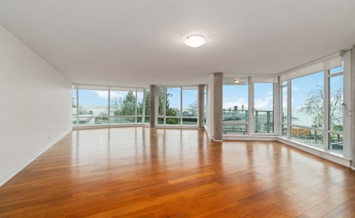 Condo in Vancouver, British Columbia, Canada 1