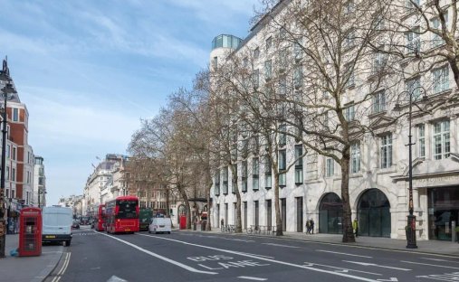 Apartment in Covent Garden, Westminster, England 1