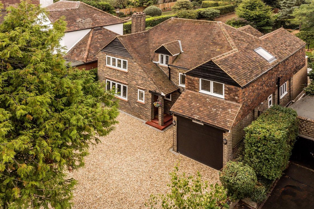 House in Nork, Reigate and Banstead, England 1 - 16767964