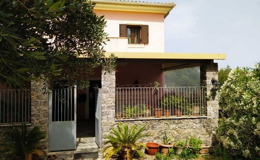 Casa in Corfù, Peloponnese, Western Greece and the Ionian, Grecia 1