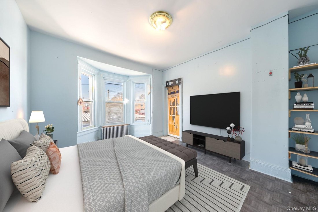 House in New York, New York, United States 4 - 16752136