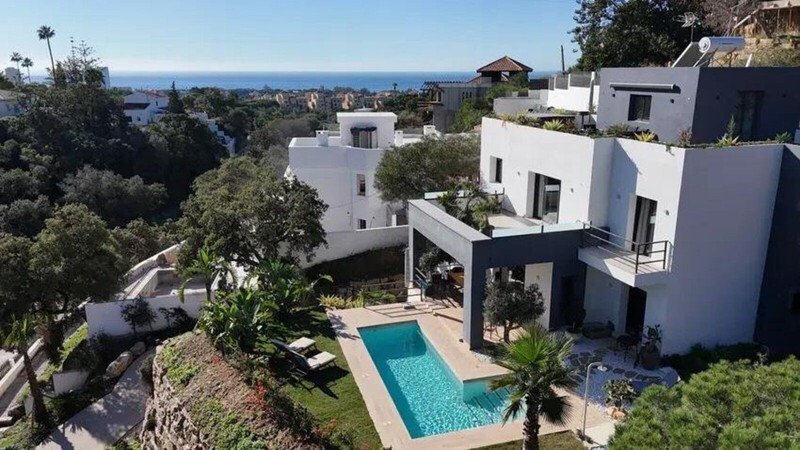 Villa in Elviria-Cabopino, Marbella, Spain 2 - 16767107